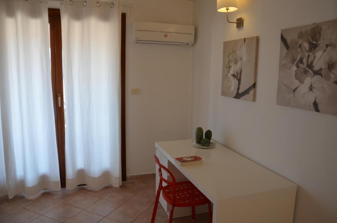 Ferienwohnung La Dimora Delle Begonie Cefalù Exterior foto